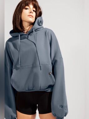 NWOT POPFLEX Pullover Cloud Hoodie